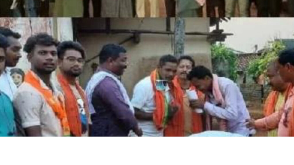 धर्मजयगढ़ विधानसभा के कांग्रेस नेताओं ने कैमरे के सामने आकर किया खंडन कांग्रेस नेताओं के भाजपा प्रवेश की खोली पोल 2 InShot 20231104 142328260 1