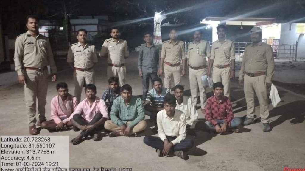 351 सागौन के पेड़ों की तस्करी, चार्जशीट में नाम आने के बाद भी एसडीओ पर नहीं हुई कार्रवाई… 3 1000964834