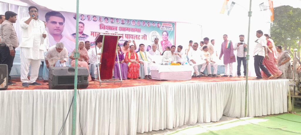 कांग्रेस की सेना के पायलट ने सारंगढ़ में भरी हुंकार 2 1001080484