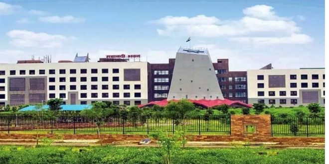 पीडब्लूडी विभाग में भ्रष्टाचार के खिलाफ बड़ी कार्रवाई, दो ईई की वेतन वृद्धि रोकने के आदेश, मंत्री साव ने कहा “गड़बड़ी के खिलाफ होगी कार्यवाही” 1 1001115976