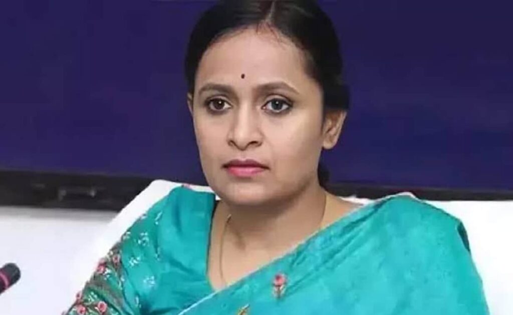 कोयला घोटाला : निलंबित IAS रानू साहू और दीपेश टांक को बड़ी राहत, सुप्रीम कोर्ट ने दी अंतरिम जमानत 1 1001281551