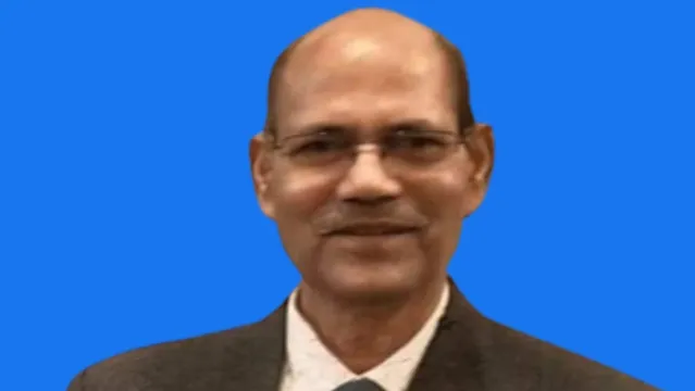 छ.ग.पिछड़ा वर्ग कल्याण आयोग अध्यक्ष आर.एस.विश्वकर्मा 27 अगस्त को लेंगे अधिकारियों की समीक्षा बैठक 1 1001452112
