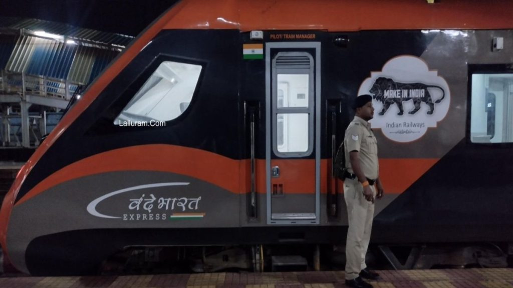 पीएम मोदी कल दुर्ग-विशाखापट्टनम वंदे भारत एक्सप्रेस को दिखाएंगे हरी झंडी, इस तारीख से नियमित शेड्यूल पर चलेगी ट्रेन 1 1001519461