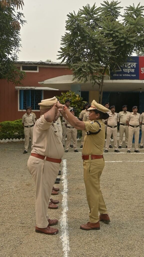 पुलिस अधीक्षक रायगढ़ ने किया थाना धरमजयगढ़ और चौकी रैरूमाखुर्द का वार्षिक निरीक्षण, थाने की भूमि का होगा पुनः सीमांकन, दिया निर्देश। 2 1001643634