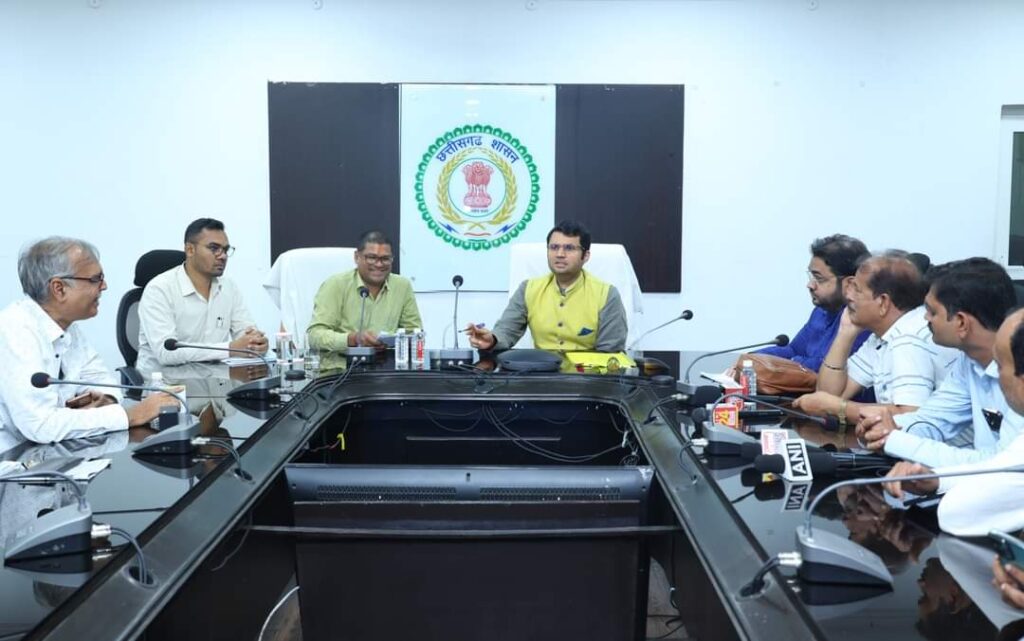 नगरीय निकाय निर्वाचन के लिए 16 अक्टूबर को हुआ मतदाता सूची का प्रारंभिक प्रकाशन, 23 अक्टूबर तक कर सकते है दावा-आपत्ति 1 1001648342