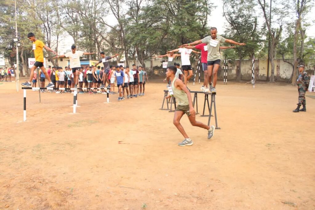 अग्निवीर भर्ती रैली में प्रदेश के युवा दिखा रहे दमखम 5 1001830709