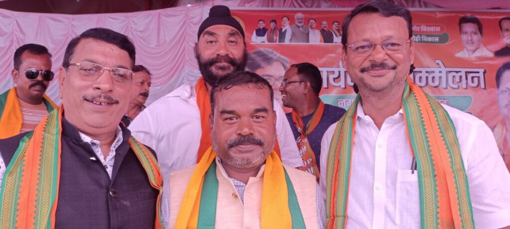 धर्मजयगढ़ के में छत्तीसगढ़ के वित्त मंत्री यूथ आइकॉन ओपी चौधरी एवं रायगढ़ जिला भाजपा अध्यक्ष अरुण धर दीवान भाजपा कार्यकर्ताओं के सम्मेलन में हुए शामिल 4 1002066987