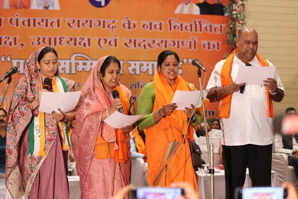 रायगढ़ को विकास की राह पर लगातार आगे ले जाने के लिए काम करेंगे- वित्त मंत्री श्री.ओ.पी.चौधरी 6 1002249727