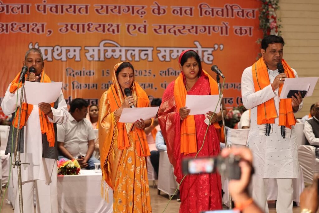 रायगढ़ को विकास की राह पर लगातार आगे ले जाने के लिए काम करेंगे- वित्त मंत्री श्री.ओ.पी.चौधरी 7 1002249740