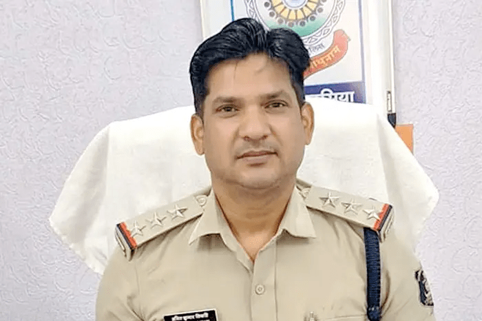 चौकी प्रभारी बनाए गए अमित तिवारी नशा व अपराध के खिलाफ सख्त कार्रवाई की चेतावनी 1 1002567742