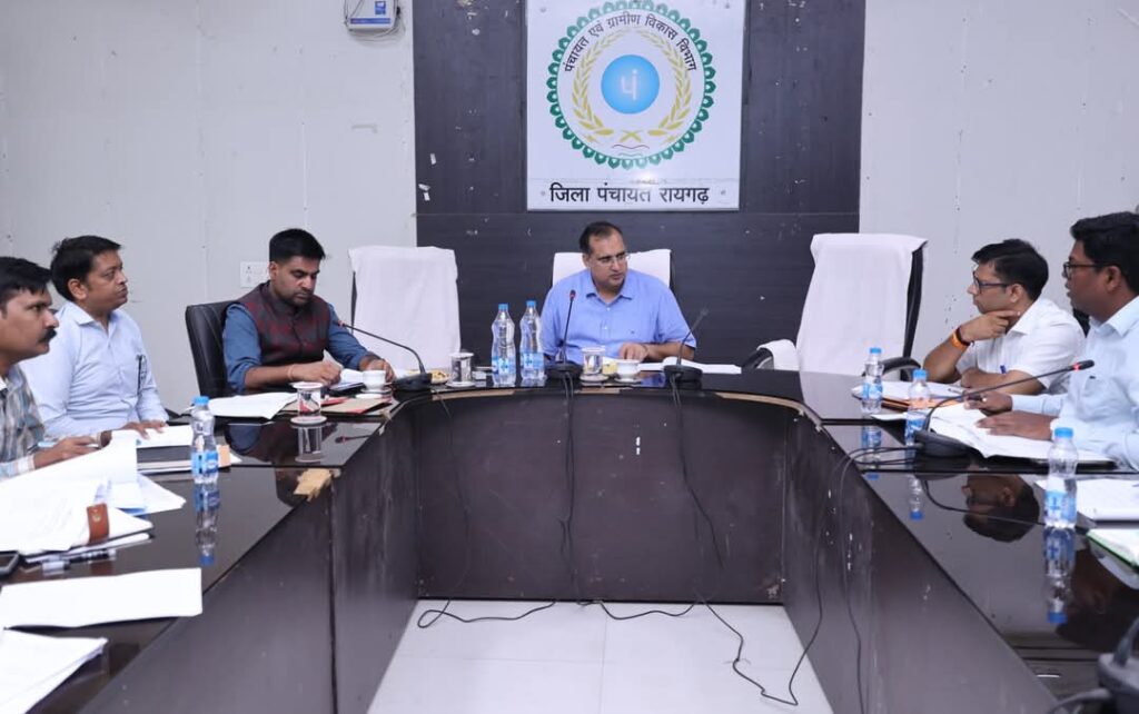 पंचायतों में अटल डिजिटल सुविधा केंद्र का बेहतर तरीके से करें संचालन, ग्रामीण को मिले अधिक से अधिक लाभ-सचिव पंचायत एवं ग्रामीण विकास श्री भीम सिंह 1 1002850655
