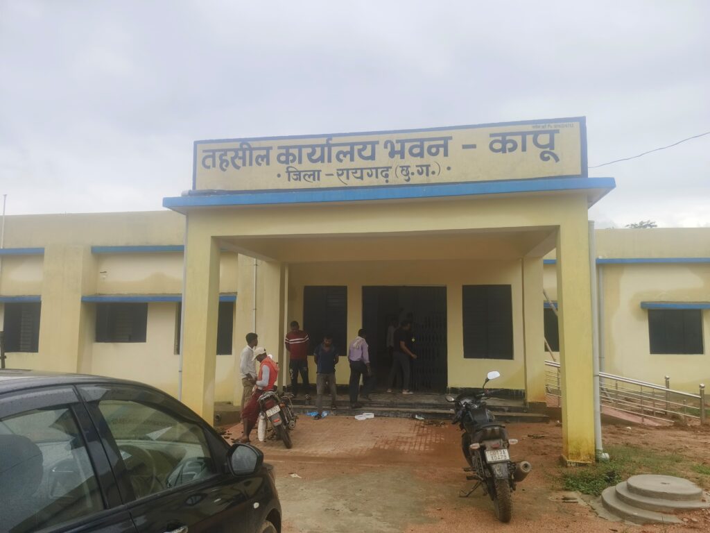 कापु मै बने नव निर्मित तहसील कार्यालय का वित्त मंत्री ओपी चौधरी करेंगे लोकार्पण सभी तैयारियां पूर्ण मंडल भाजपा अध्यक्ष नीरज शर्मा सहित कार्यकर्ताओं ने किया निरीक्षण। 2 1002872365