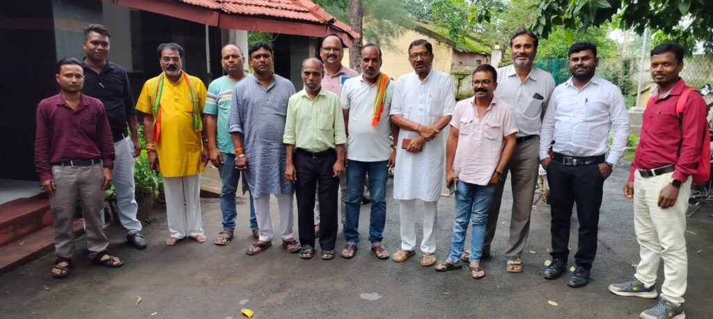पत्रकारिता की मर्यादा पर प्रहार, प्रेस क्लब धरमजयगढ़ ने की तीखी निंदा! 1 1002990967