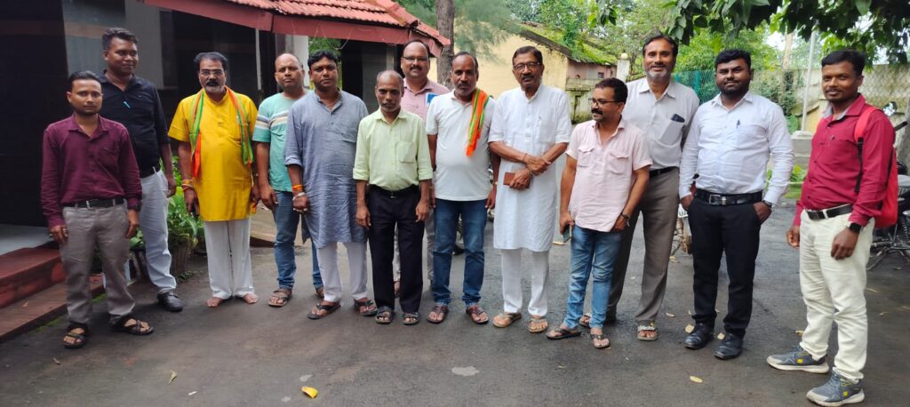 धर्मजयगढ़ प्रेसक्लब के नई कार्यकारिणी गठन को लेकर 27.7.2025 पत्रकारों की होगी बैठक। 1 1002990970 1