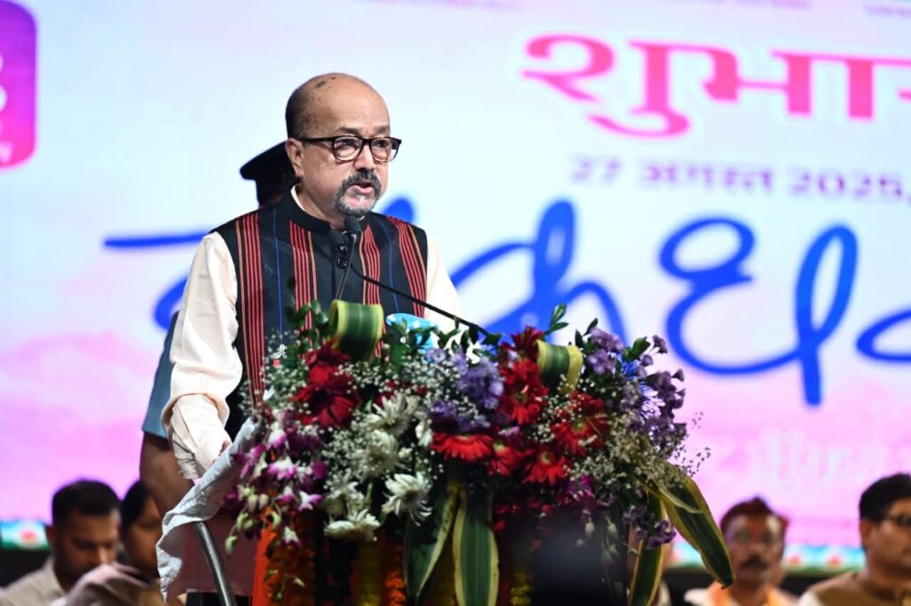 अतीत की स्वर्णिम स्मृतियों से जोडऩे और हमारे अमूल्य विरासत को संजोने का महान संकल्प है चक्रधर समारोह : राज्यपाल श्री रमेन डेका 2 1003167228