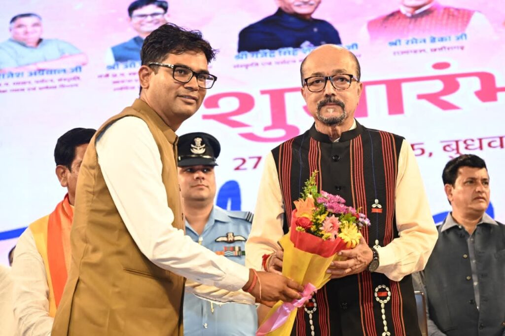 अतीत की स्वर्णिम स्मृतियों से जोडऩे और हमारे अमूल्य विरासत को संजोने का महान संकल्प है चक्रधर समारोह : राज्यपाल श्री रमेन डेका 1 1003167236